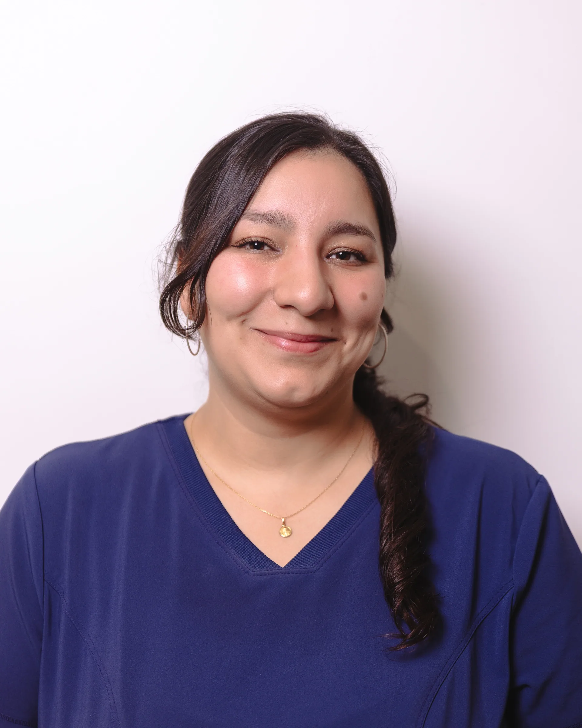 Retrato de Llulianne Contreras, técnico de i-maxval Valdivia